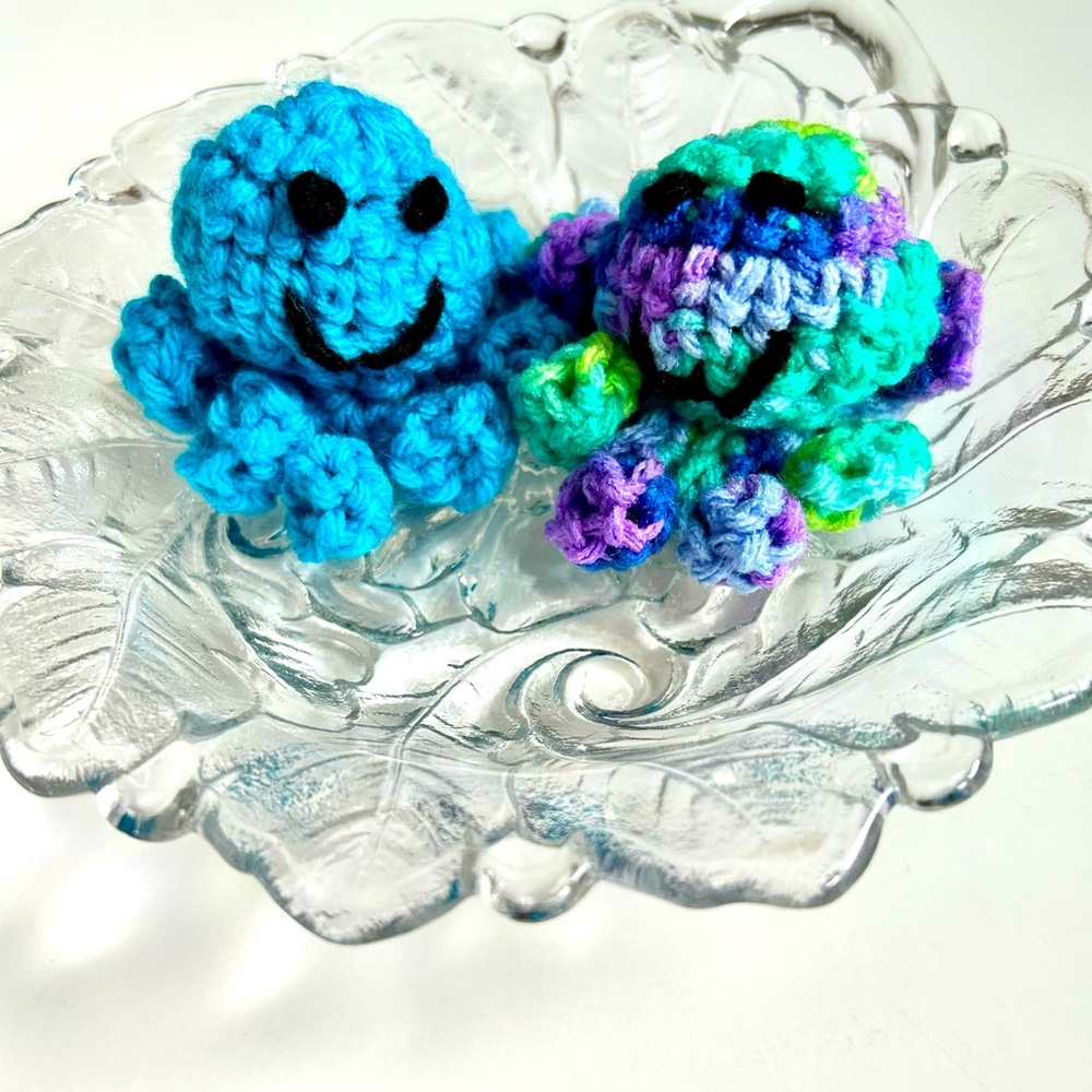 HAND CRAFTED Crochet Organic Catnip Colorful Two Octopus Interactive Cat Toys - Picture 5 of 10
